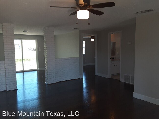 Foto del edificio - 2 br, 1 bath House - 111 Karen St