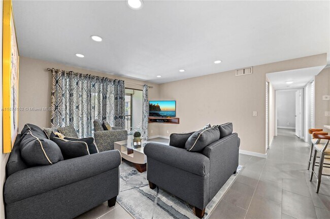 Foto del edificio - 812 Sky Pine Way