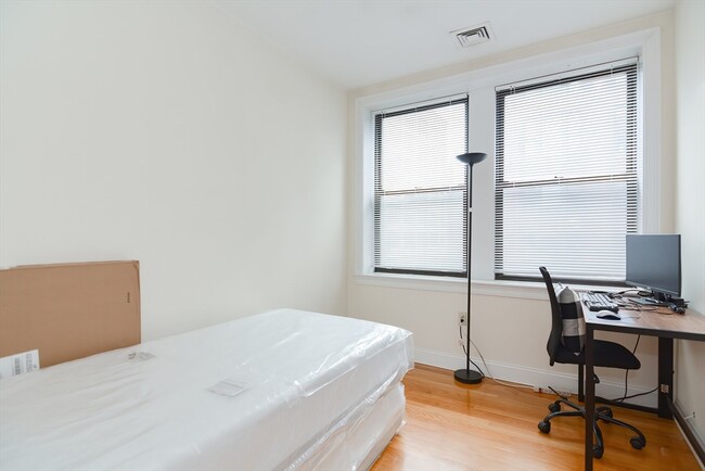 Foto del edificio - 42 Beach St