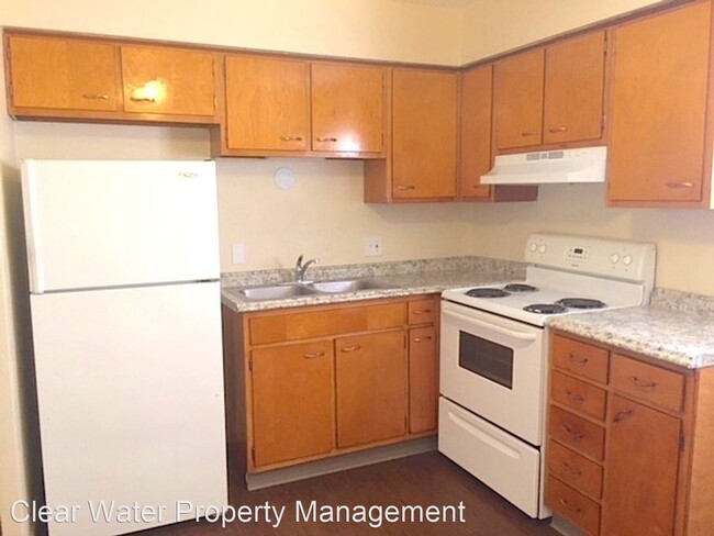 Foto del edificio - 2413-2415 Charlestown Rd