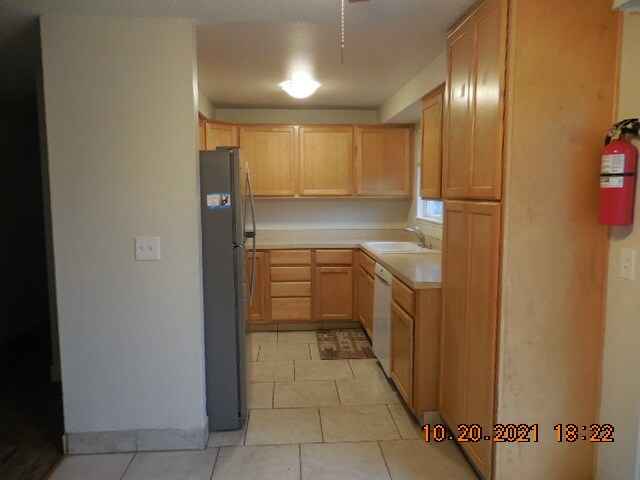 Foto del edificio - 1109 E 30th St