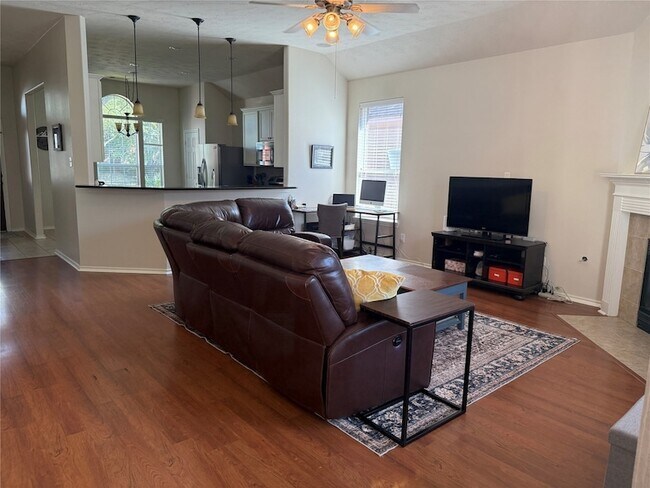 Building Photo - 21819 Silent Jasmin Ct