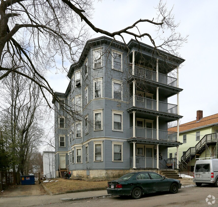 Primary Photo - 29 Goddard Rd