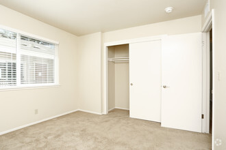 Parkside Apartments photo'