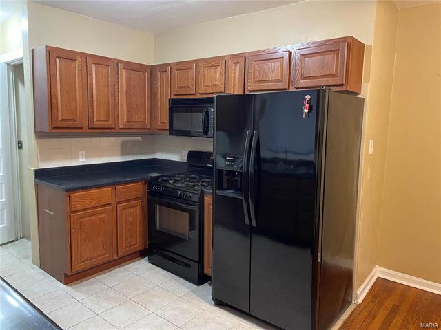 Foto principal - 1050 Charleville Ave