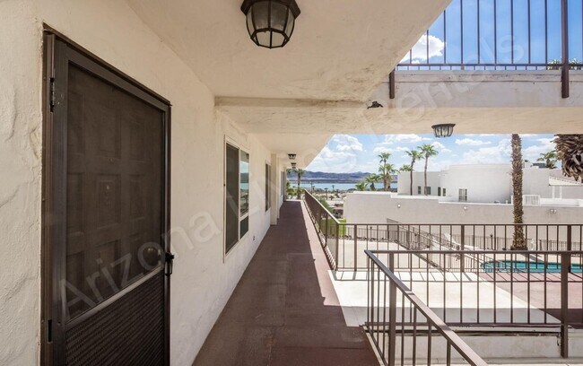 Foto del edificio - BALCONY VIEW OF LAKE HAVASU