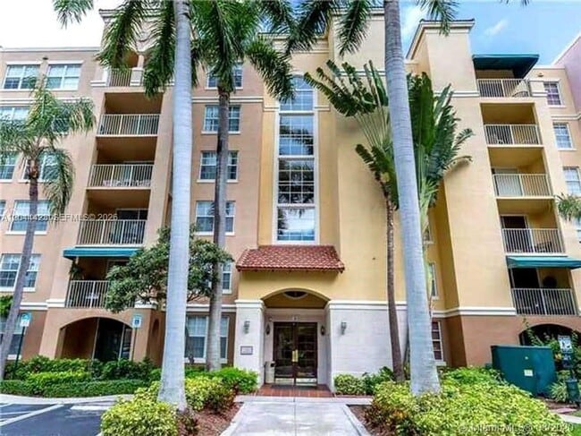 Foto del edificio - 19501 E Country Club Dr