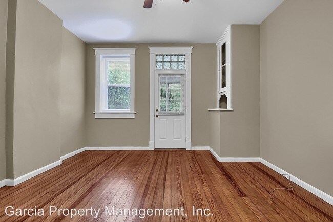 Foto del edificio - 1 br, 1 bath Apartment - 3122 Lackland Avenue