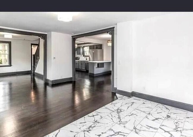 Foto del edificio - 902 Main Ave