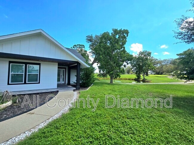 Foto del edificio - 1327 Country Club Dr