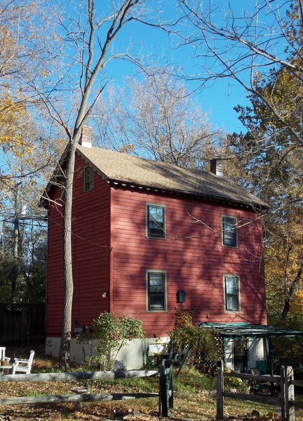 Building Photo - 6502 York Rd