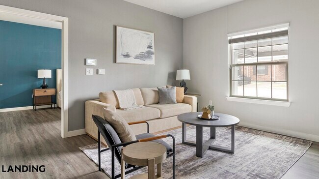 Foto del edificio - 8200 Clarksprings Dr