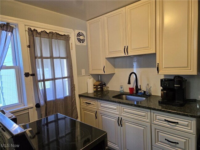 Foto del edificio - 4602 Roadoan Rd