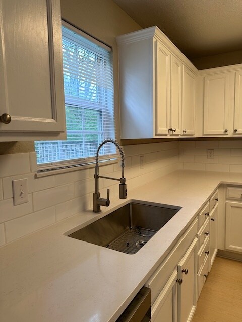 Foto del edificio - 8701 Mowbray Way