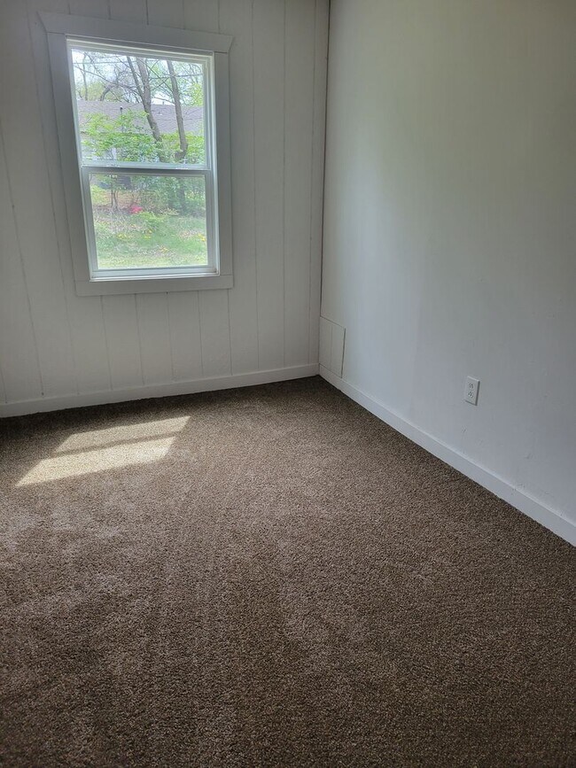 Foto del edificio - Cute 3 bedroom 1 bath!