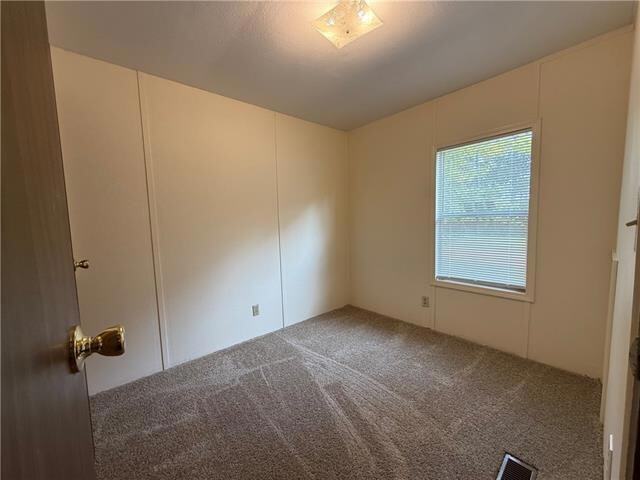 Foto del edificio - 64096 Mangano Rd