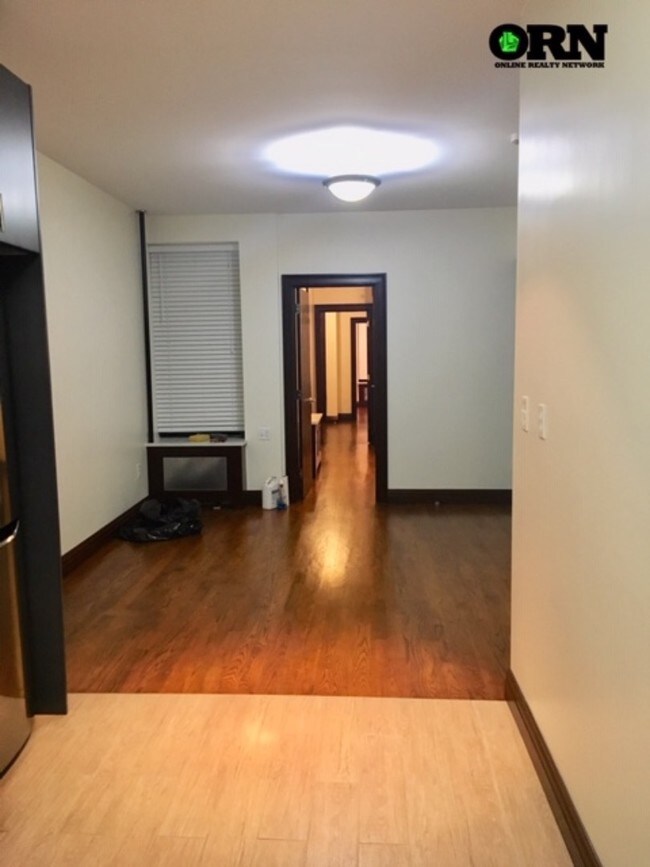 Foto del edificio - 72-14 67th St