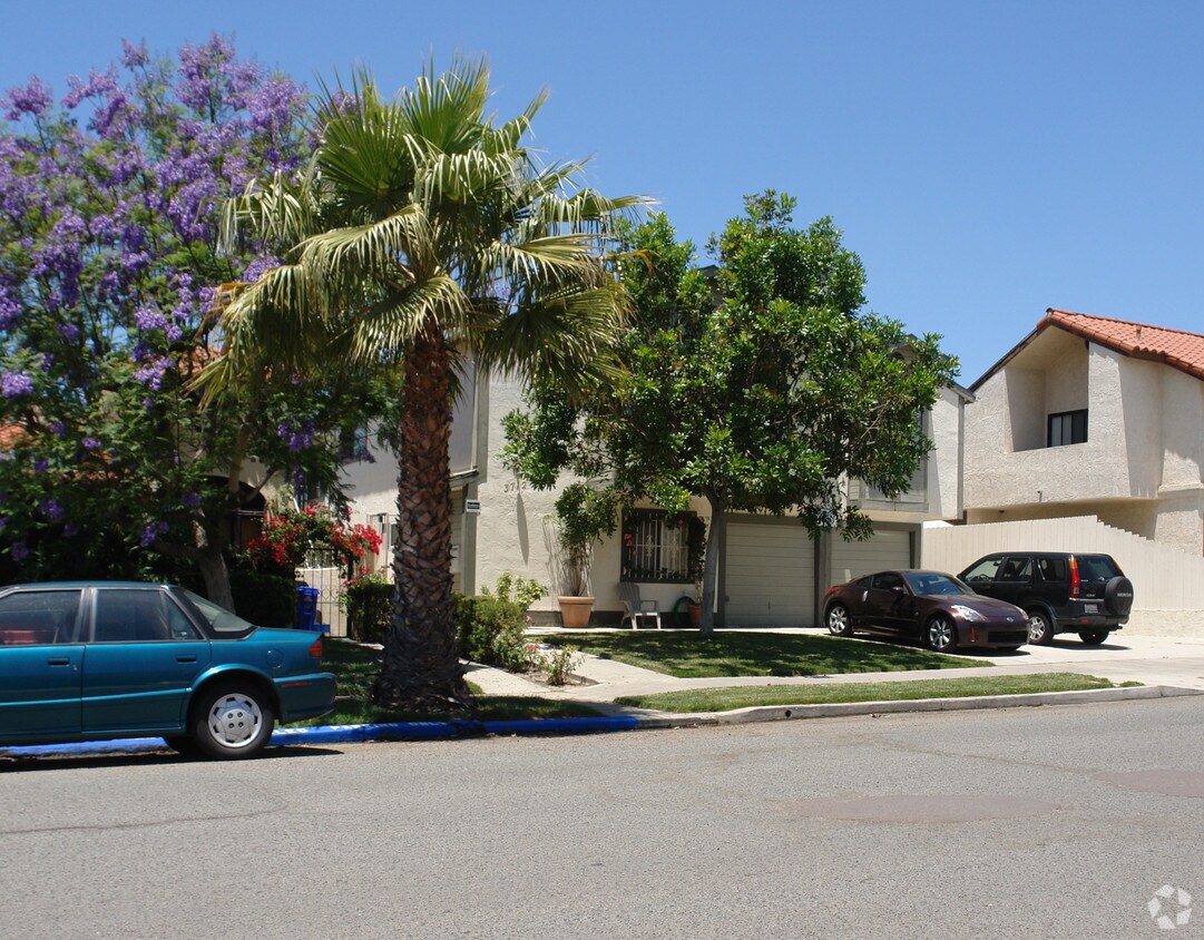 Building Photo - 3710 Grim Ave