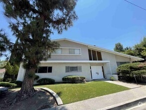Building Photo - 22236 San Miguel St