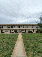 Building Photo - 5505 Hernandes Dr