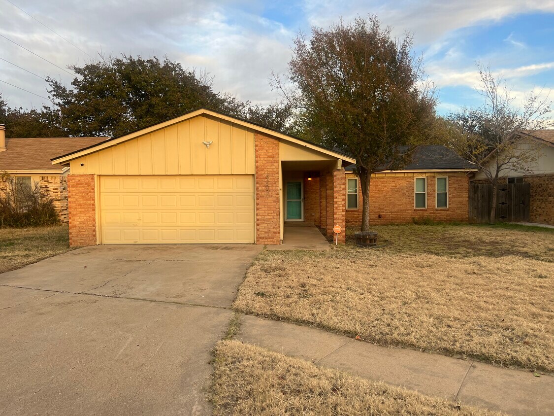 8203 Geneva Ave, Lubbock, TX 79423 House Rental in Lubbock, TX