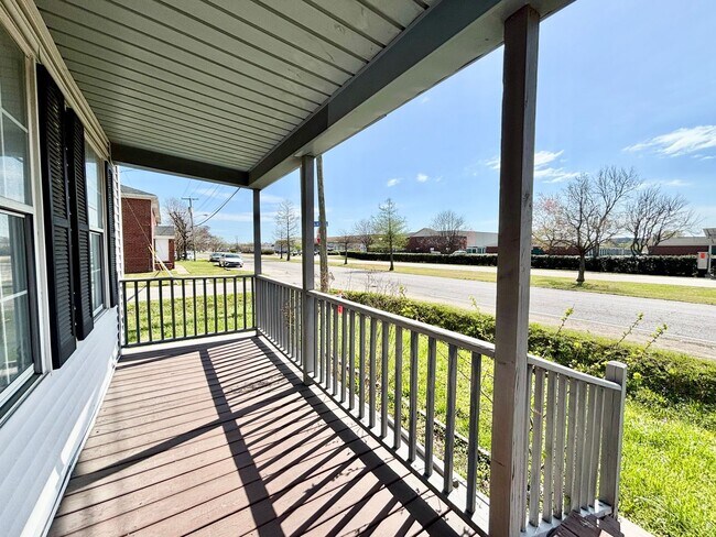Foto del edificio - Charming 3 Bedroom Home in Norfolk