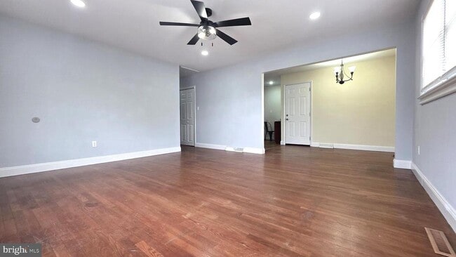 Building Photo - 361 David Hall Rd