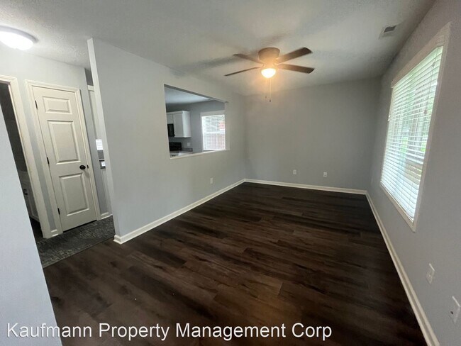 Foto del edificio - 3 br, 1 bath House - 828 Courtney Drive
