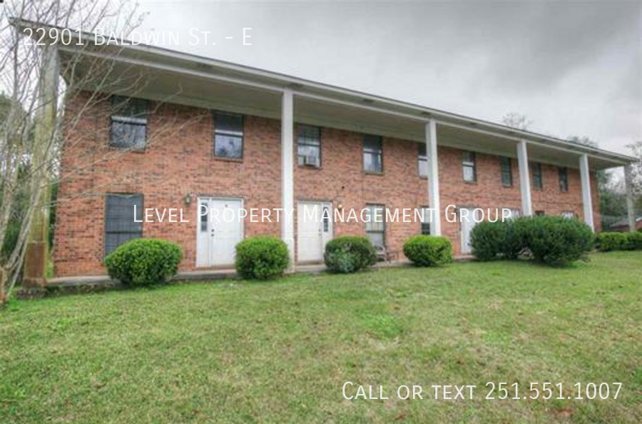 Primary Photo - 22901 Baldwin St