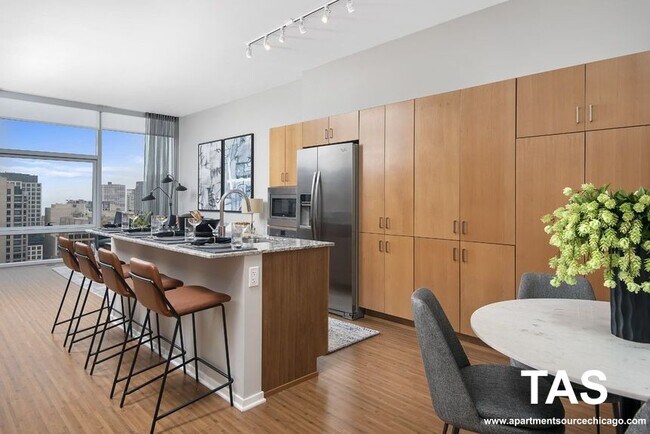 Building Photo - 200 E Illinois St