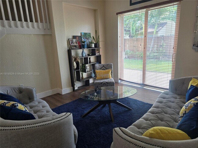 Foto del edificio - 23843 SW 107th Pl