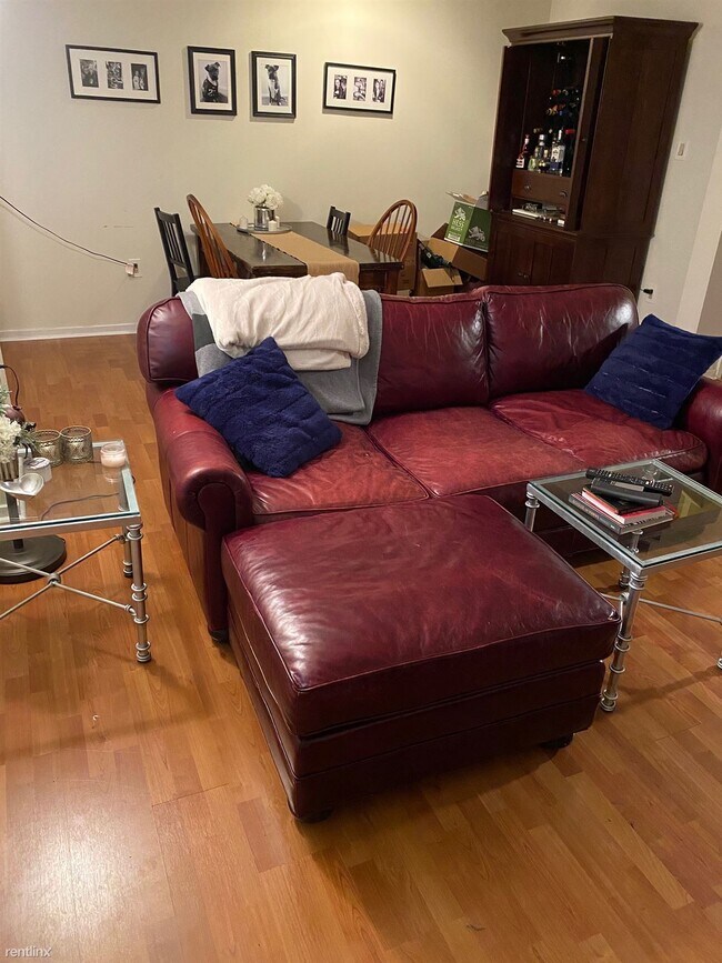 Foto del edificio - 2 br, 2 bath  - 1806 Green St Apt 108