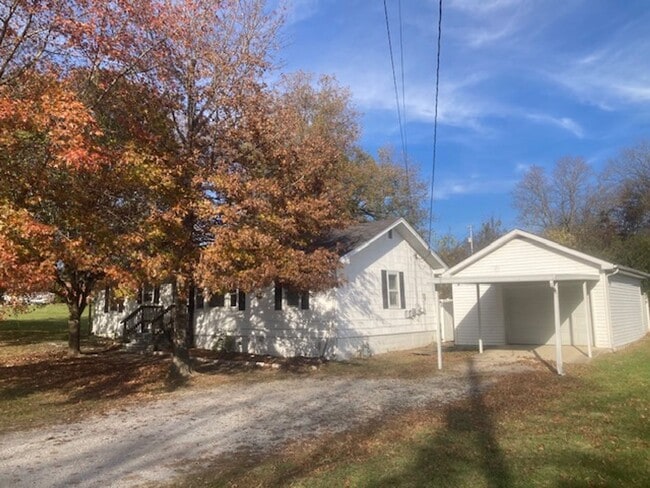 Building Photo - 205 S Dillon St