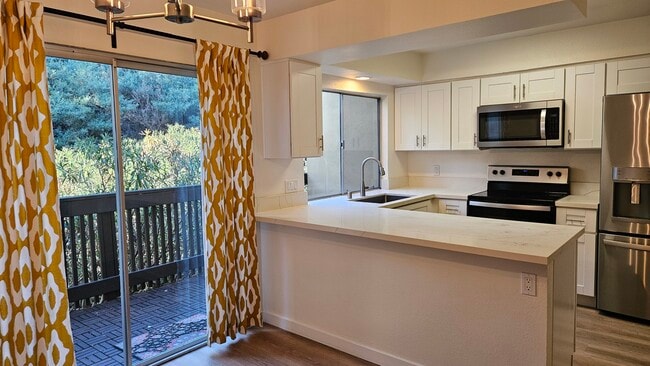 Foto del edificio - 7964 Mission Center Ct