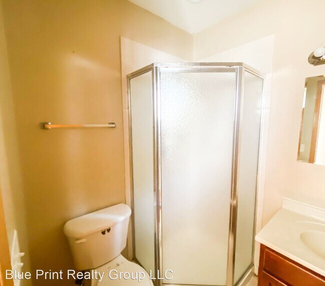 Foto del edificio - 3 br, 2 bath House - 6220 S. Kenwood  Unit 2s