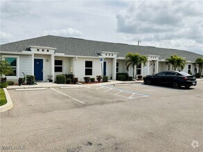 Building Photo - 1631 SW 1st Ave