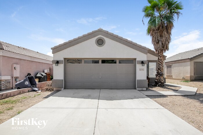 Primary Photo - 12741 W Valentine Ave