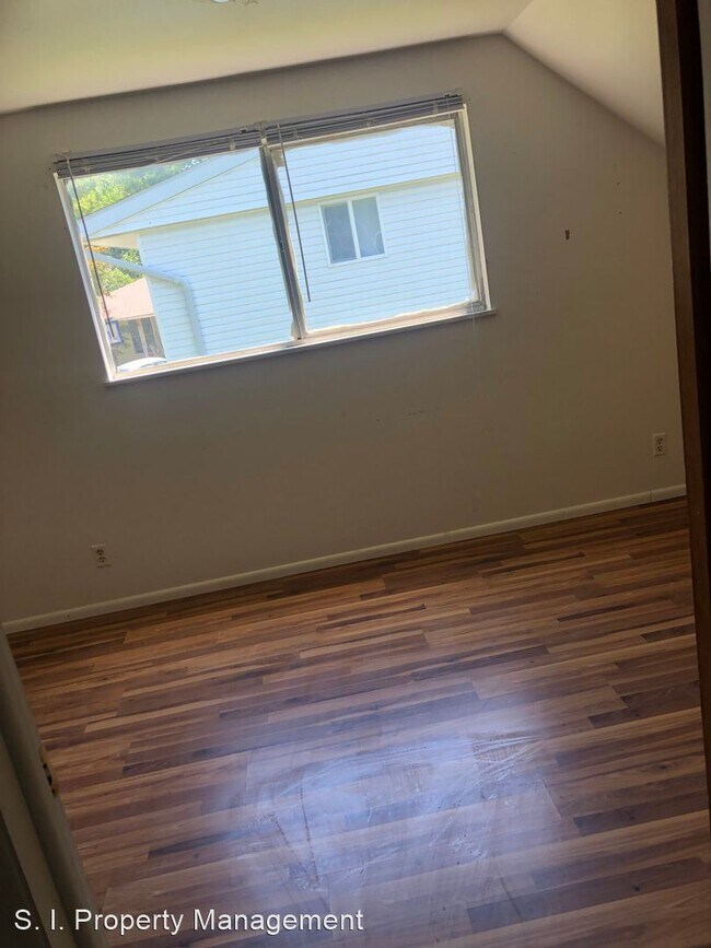 Building Photo - 4 br, 2 bath House - 1013 W. Willow