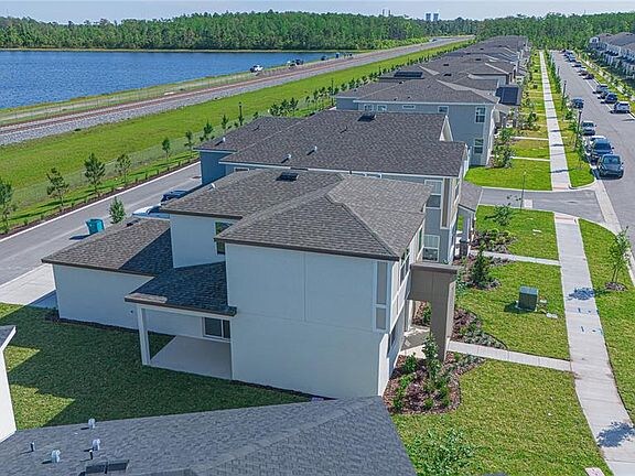 Building Photo - 11420 Sunsail Ave