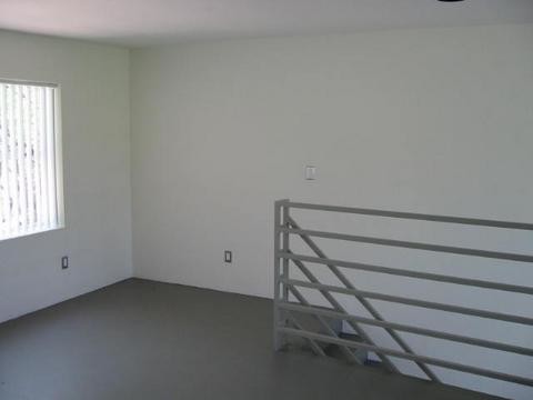 Foto del edificio - 1250 E Manlove St