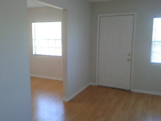 Foto del edificio - 2517 Caper Ln