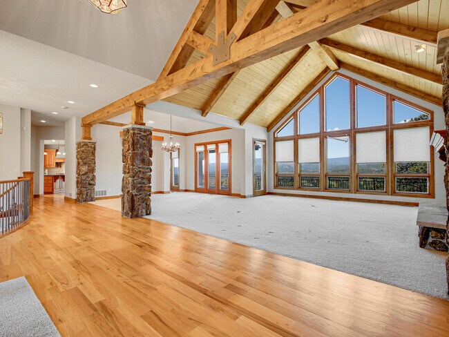 Building Photo - 30296 Snowbird Ln
