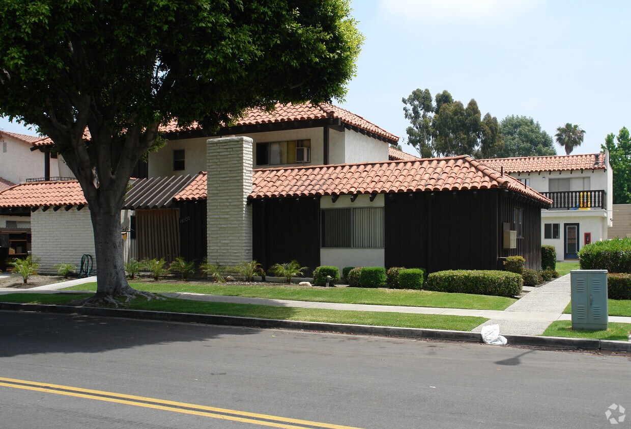 Primary Photo - 16102 Malaga Ln