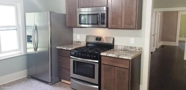 Foto del edificio - 631 Prospect Ave NE