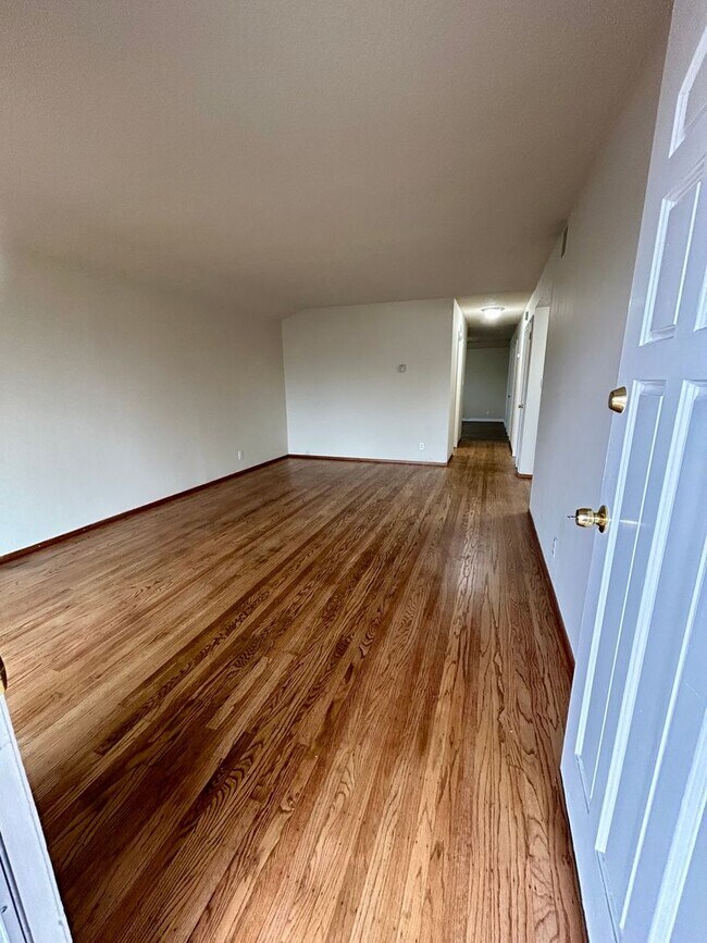 Foto del edificio - Irvington area home for rent!