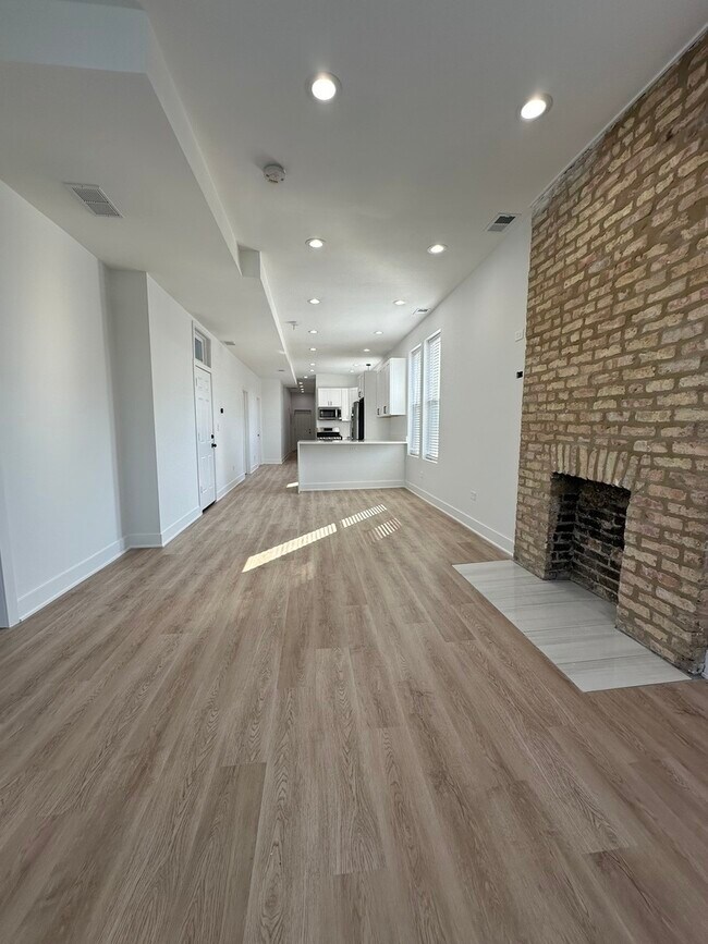 Foto del edificio - 1535 S Sawyer Ave