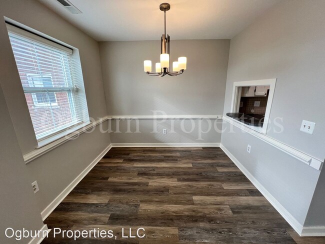 Building Photo - 1 br, 1.5 bath House - 315 N. Spruce Stree...