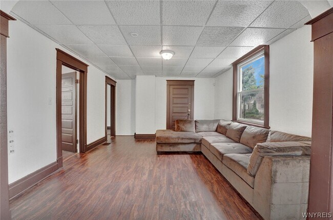 Foto del edificio - 214 Ludington St