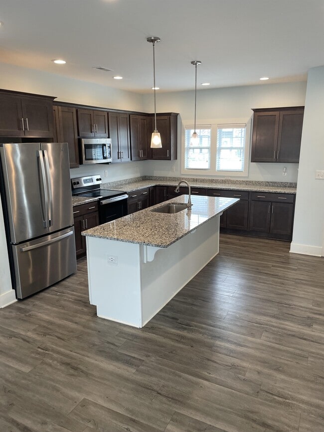 Photo - 120 English Commons Dr Townhome