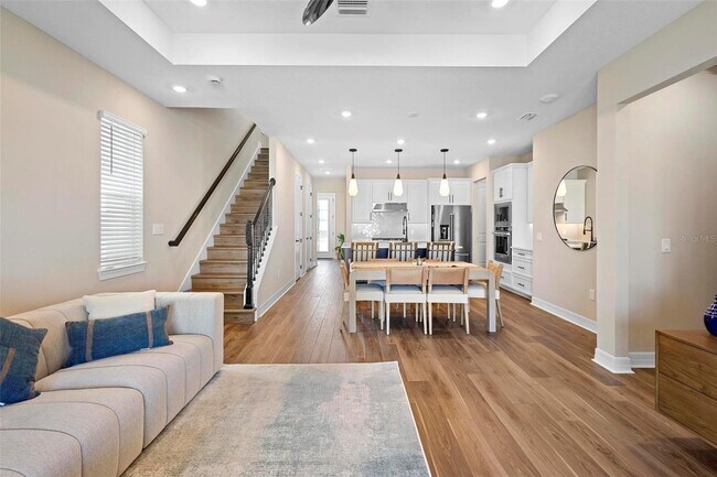 Foto del edificio - 10215 Pk Ests Ave